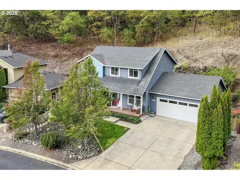 1734 NE Shale Court Roseburg OR 97470