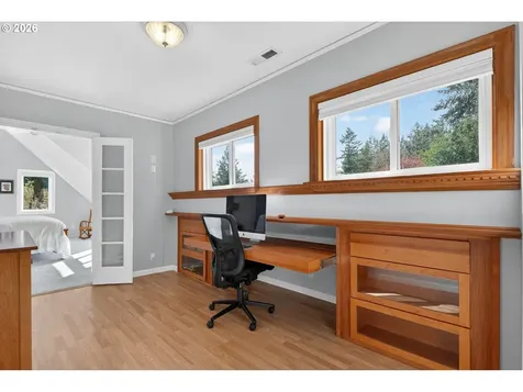 1638 SW Upland Drive Portland OR 97221