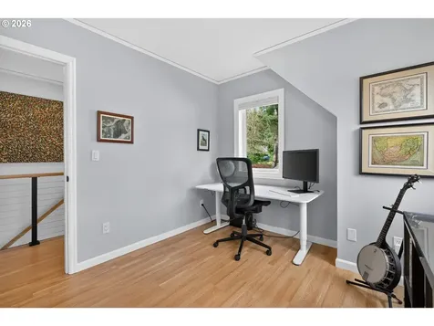 1638 SW Upland Drive Portland OR 97221