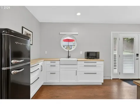 1638 SW Upland Drive Portland OR 97221