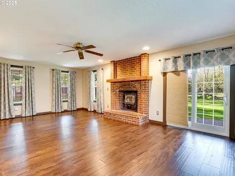 30313 NE Railroad Avenue Yacolt WA 98675