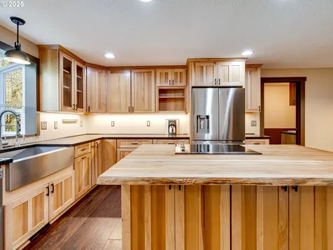 30313 NE Railroad Avenue Yacolt WA 98675