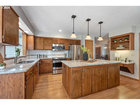 15395 SW Gleneden Drive Beaverton OR 97007