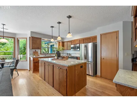 15395 SW Gleneden Drive Beaverton OR 97007