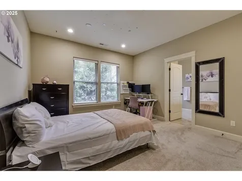 15557 SE Chelsea Morning Drive Happy Valley OR 97086