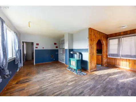 764 NE Nash Street Roseburg OR 97470