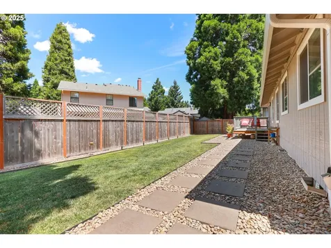 21787 SW Blackfoot Drive Tualatin OR 97062