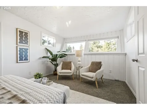 615 Mount Hood Street Oregon City OR 97045