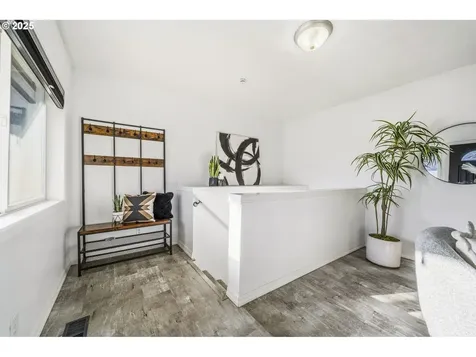 615 Mount Hood Street Oregon City OR 97045