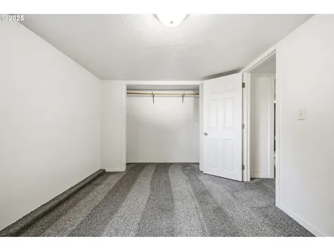 615 Mount Hood Street Oregon City OR 97045