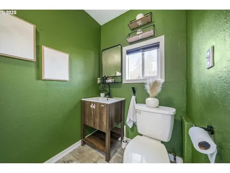 615 Mount Hood Street Oregon City OR 97045