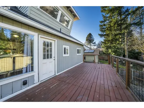 615 Mount Hood Street Oregon City OR 97045