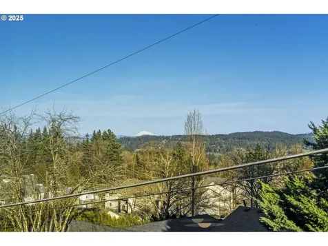 615 Mount Hood Street Oregon City OR 97045