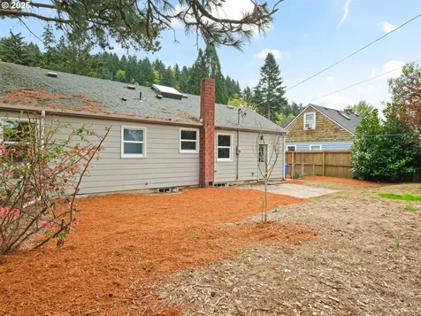 3329 NE 89th Avenue Portland OR 97220