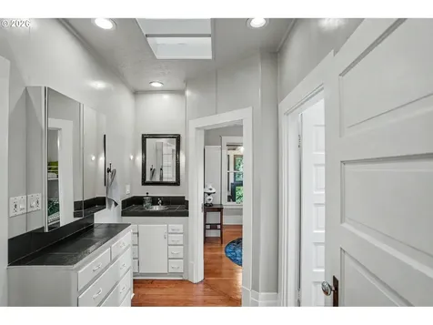 185 19th Street SE Salem OR 97301