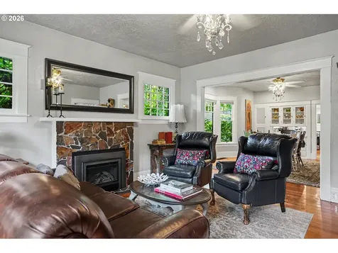 185 19th Street SE Salem OR 97301