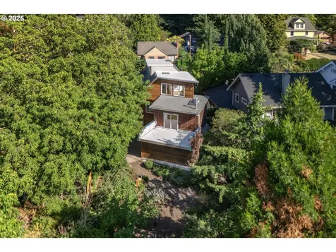 223 SE 62nd Avenue Portland OR 97215
