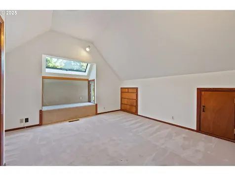 223 SE 62nd Avenue Portland OR 97215