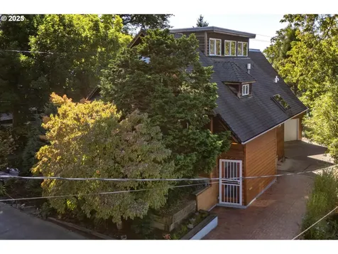 223 SE 62nd Avenue Portland OR 97215