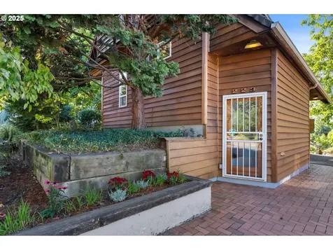 223 SE 62nd Avenue Portland OR 97215