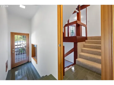223 SE 62nd Avenue Portland OR 97215