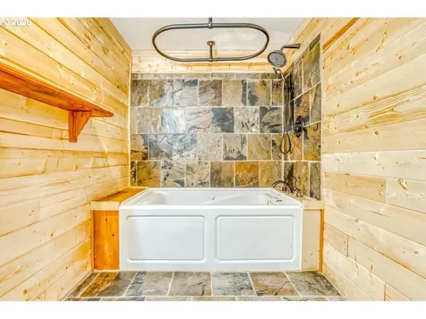 22 NW Lucas Street Stevenson WA 98648