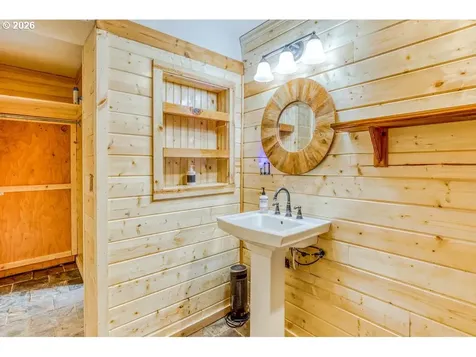 22 NW Lucas Street Stevenson WA 98648