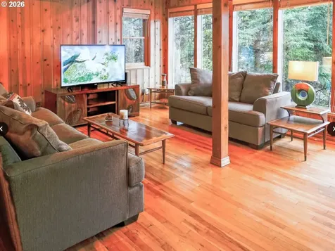 22 NW Lucas Street Stevenson WA 98648