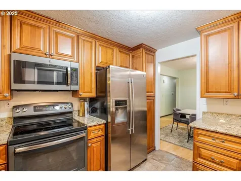 3896 Cedaroak Drive West Linn OR 97068