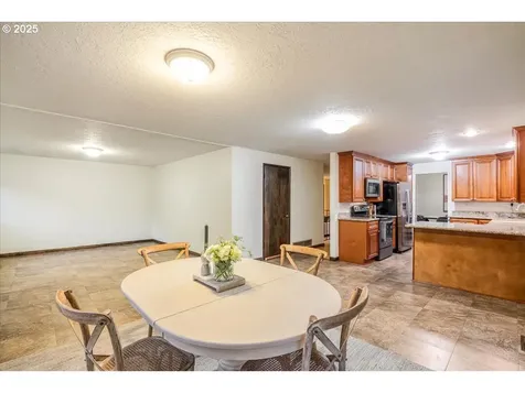 3896 Cedaroak Drive West Linn OR 97068