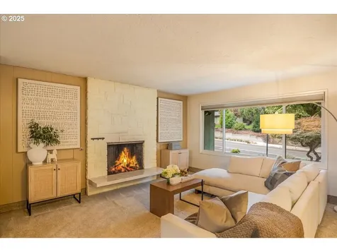 3896 Cedaroak Drive West Linn OR 97068