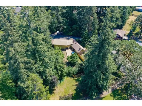 940 Oak Terrace Sweet Home OR 97386