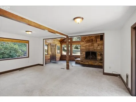 940 Oak Terrace Sweet Home OR 97386