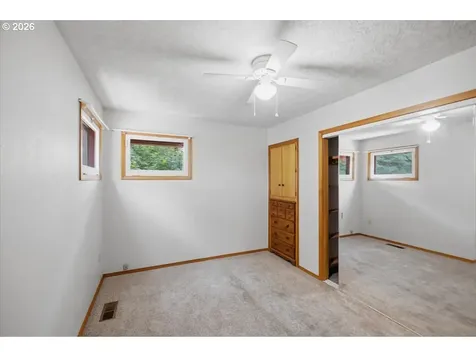 940 Oak Terrace Sweet Home OR 97386