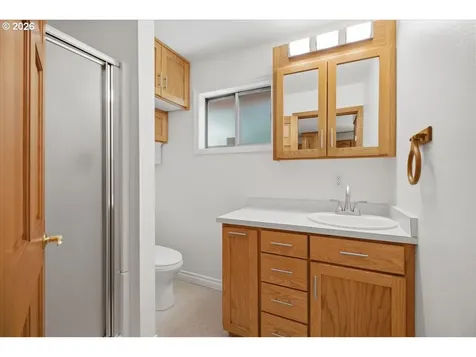 940 Oak Terrace Sweet Home OR 97386