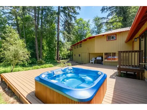 940 Oak Terrace Sweet Home OR 97386