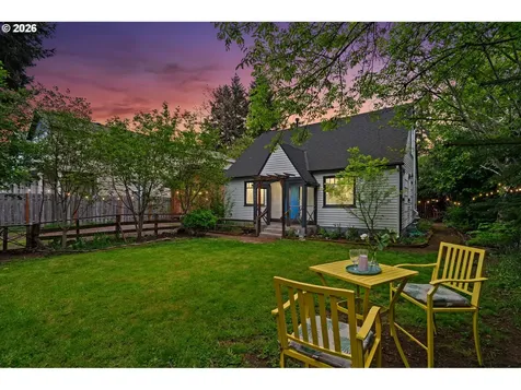11944 SE Mill Court Portland OR 97216