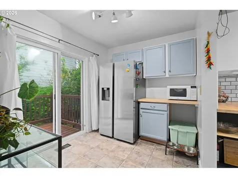 11944 SE Mill Court Portland OR 97216