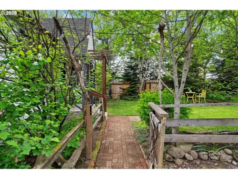 11944 SE Mill Court Portland OR 97216