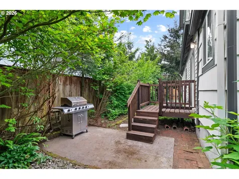 11944 SE Mill Court Portland OR 97216