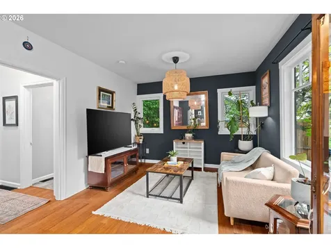 11944 SE Mill Court Portland OR 97216