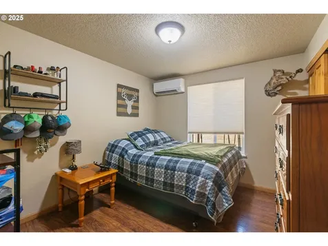 941 Colonial Road Roseburg OR 97471