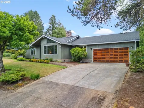 706 NW Queens Court Hillsboro OR 97124