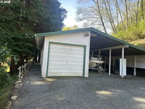 16735 Thompson Road Brookings OR 97415