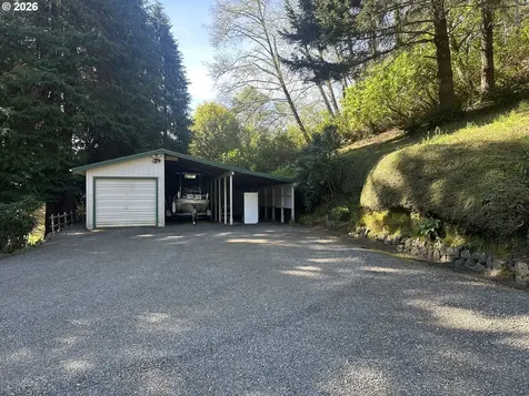 16735 Thompson Road Brookings OR 97415