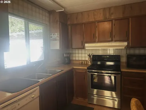 16735 Thompson Road Brookings OR 97415