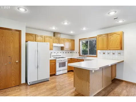 14997 SE Gilesford Street Clackamas OR 97015