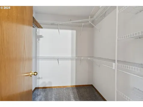 14997 SE Gilesford Street Clackamas OR 97015