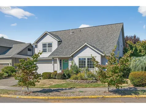 14997 SE Gilesford Street Clackamas OR 97015