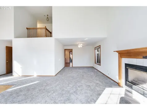 14997 SE Gilesford Street Clackamas OR 97015